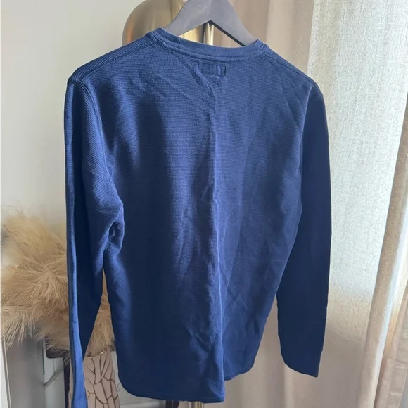 Polo by Ralph Lauren Men's Deep Blue Long Sleeve Tee - Picture 6 of 7